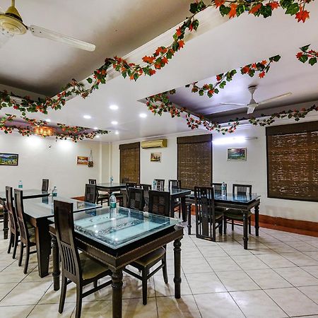 Fabhotel Swiss International Patel Nagar Нью-Дели Экстерьер фото