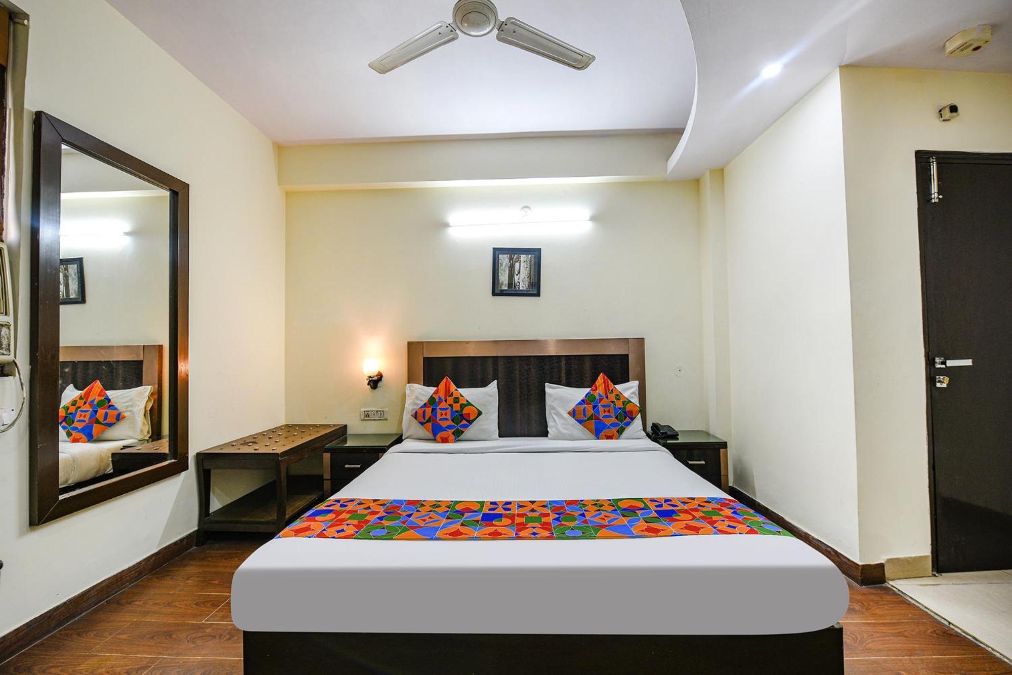 Fabhotel Swiss International Patel Nagar Нью-Дели Экстерьер фото